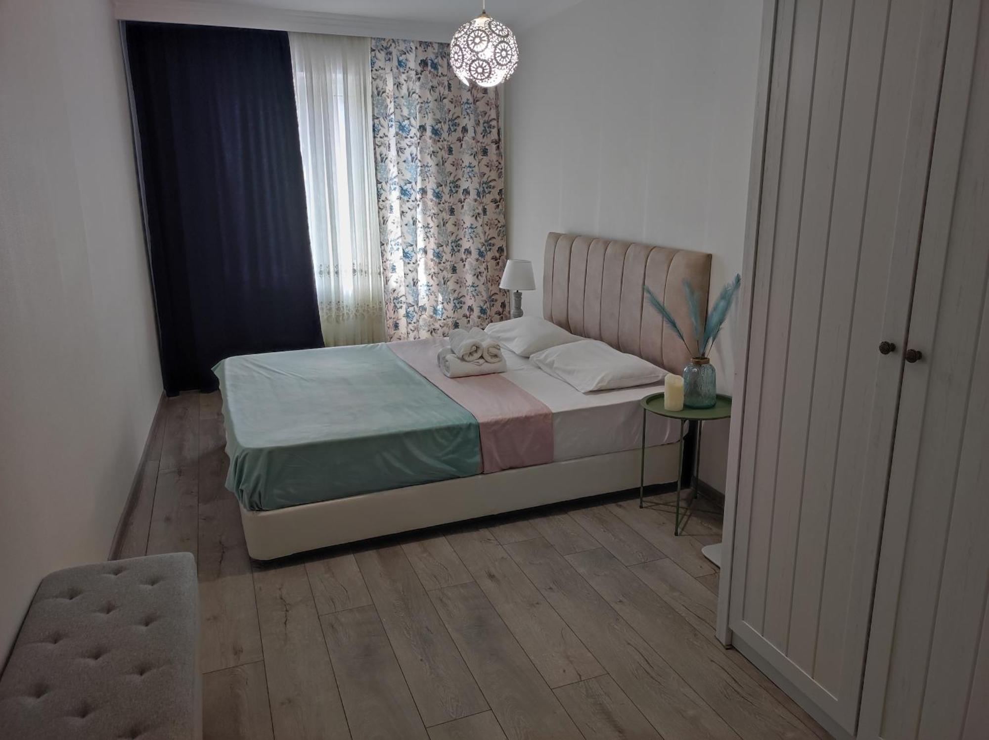 Friendly Guest House Kutaisi Ngoại thất bức ảnh